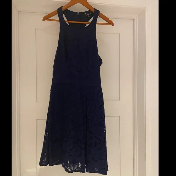 Dress - Picture 1 of 2